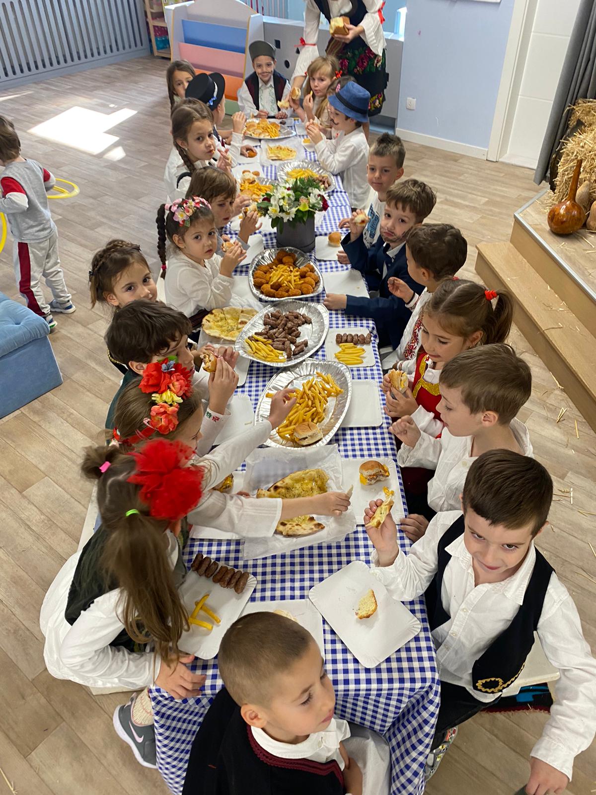 ČUVARI TRADICIJE